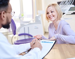 Dental implant consultation in Thorndale