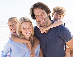 Family with healthy teeth thanks to dental sealants in Thorndale